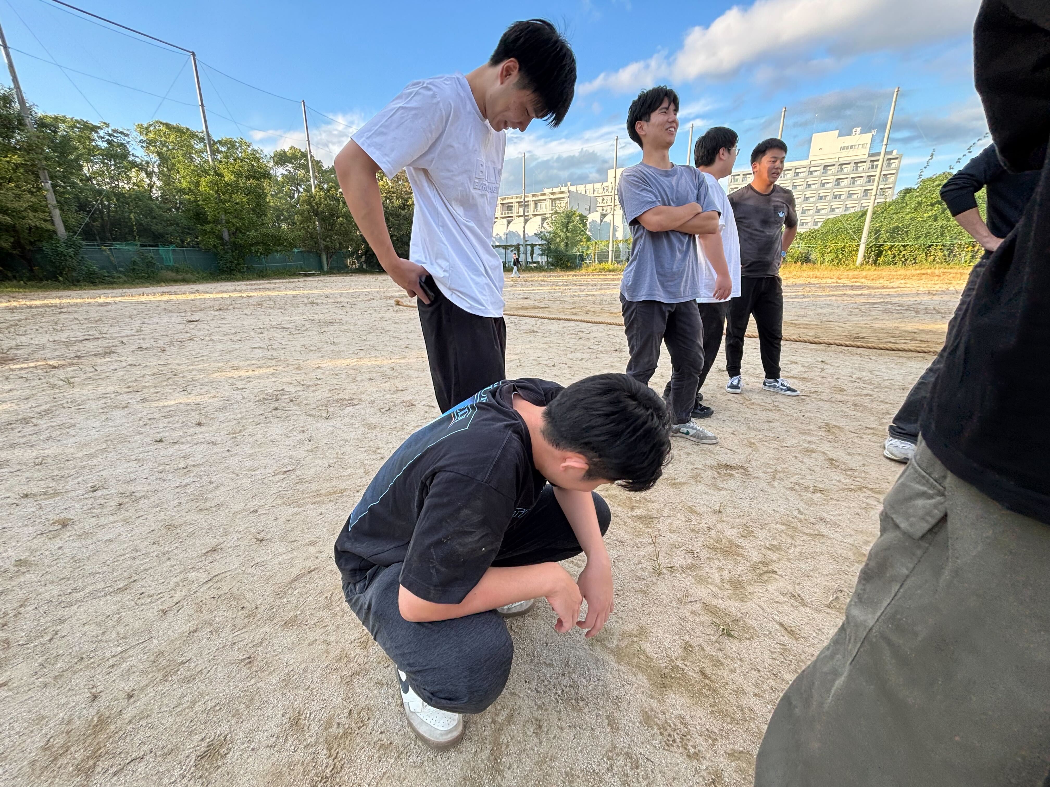 綱引き